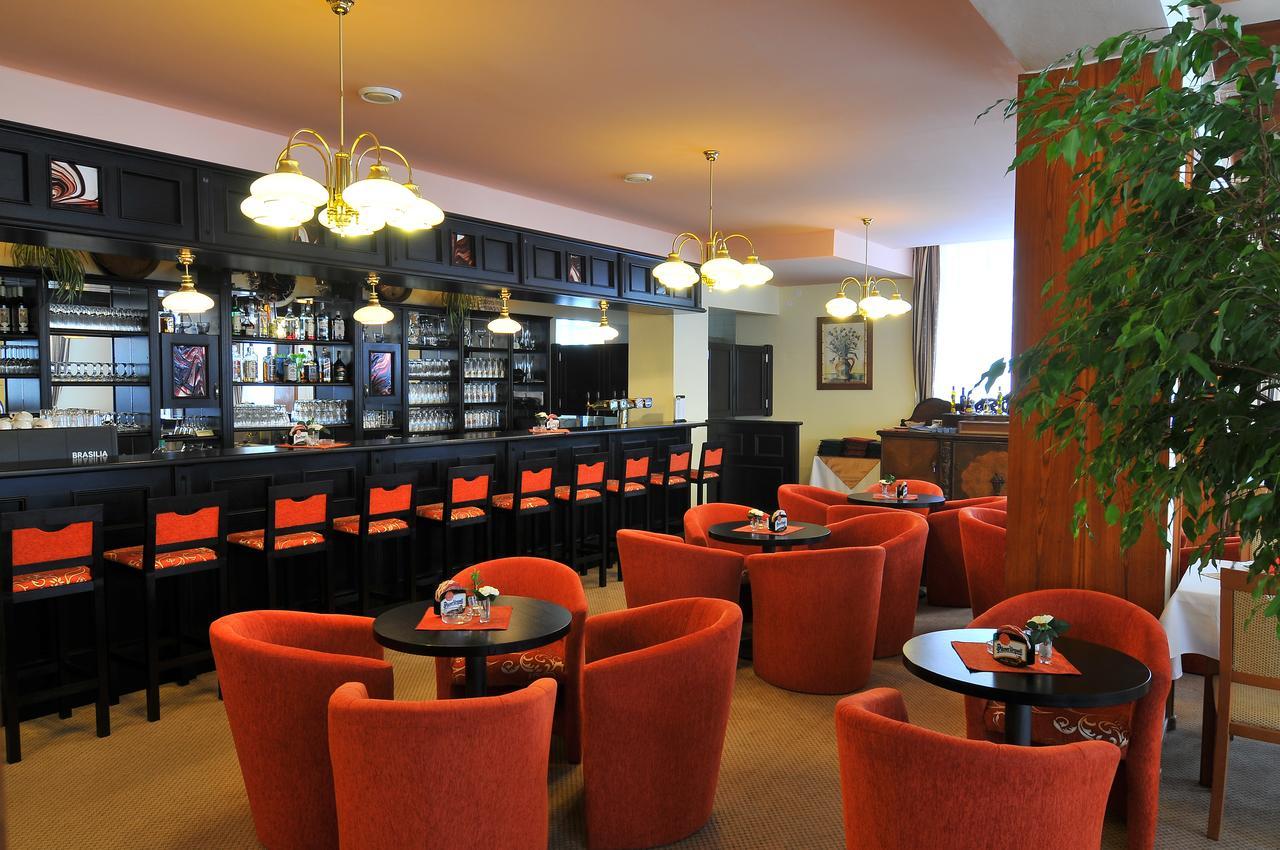 Hotel Manes Svratka Exterior photo